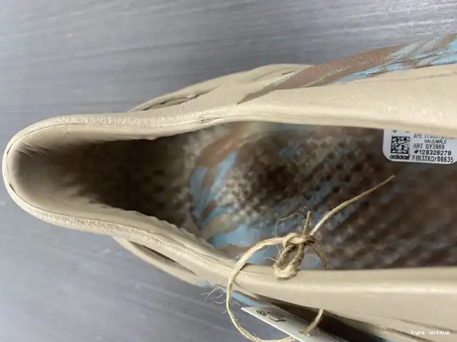 hype GY3969 Yeezy Adidas Runner Foam 0519